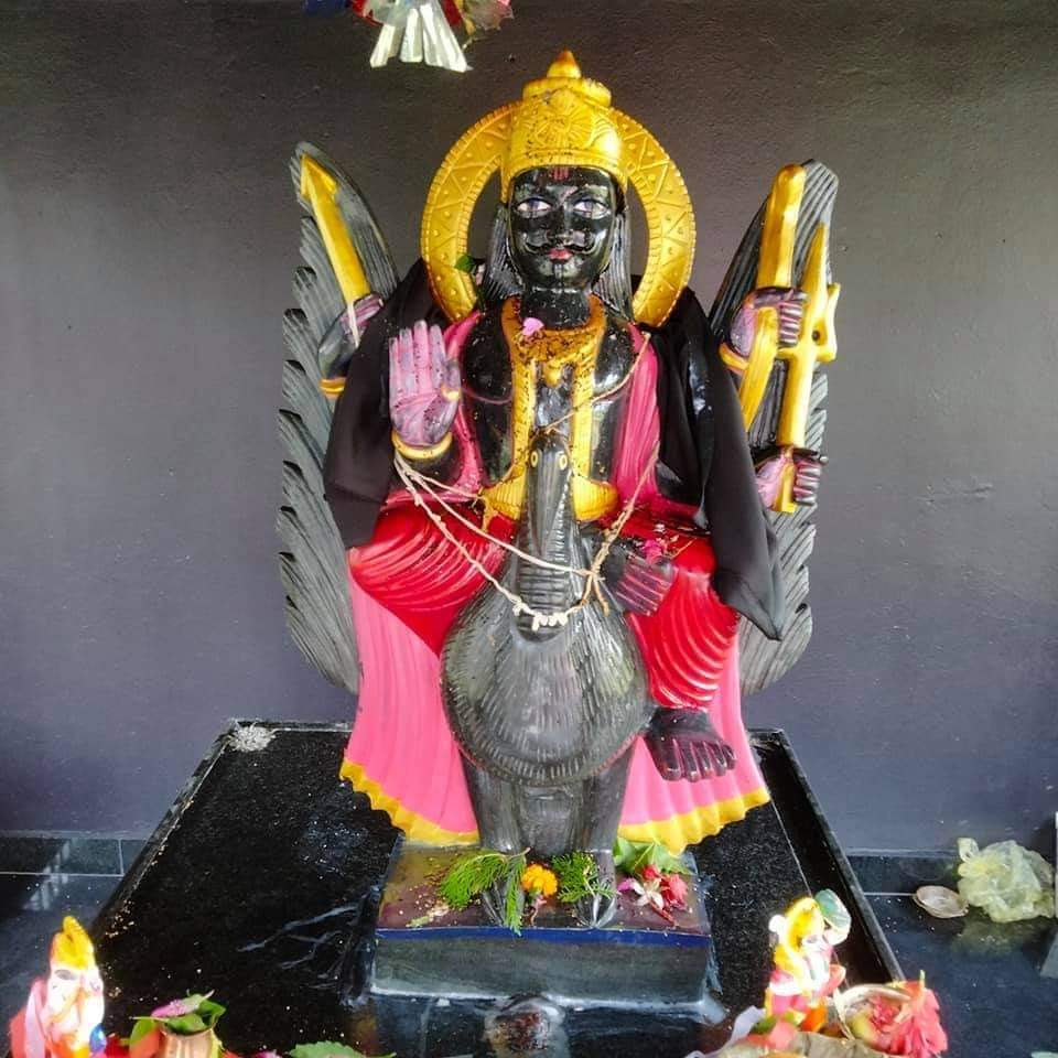 Nepalmata's tweet photo. मङ्सिर ४ मा नेपाली मतदाताले शनिदेवको भूमिका निर्वाह गरेर नेपाल मै आफ्नै जरोकिलो भएको पार्टीलाई विजय गराएर न्याय गरून् ।
शनिदेव दण्डनायक मात्रै होइन, न्यायदाता पनि हुन् ।
न्याय दिनेलाई मात्रै दण्ड दिने अधिकार हुन्छ ।
#शनिदेव 
ॐ शं शनैश्चराय नम:
#voteforcomputer https://t.co/ffJwVVp49c