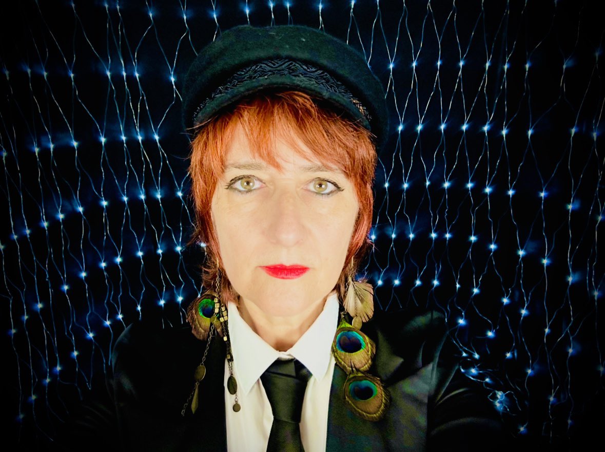 frenchyNthepunk's tweet photo. New Video for the song ‘If the World Doesn’t End First’ from our Zen Ghost album coming… next week!
#video #zenghost #newmusic #newvideo #frenchy #redhead #postpunk #darkcabaret https://t.co/JSbGgUgCF6