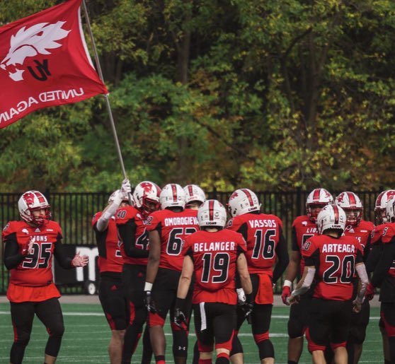 I’m honoured and excited to announce I have received a scholarship offer to york university to play for <a href="/YULionsFootball/">York Lions Football</a>. Huge thanks to @CoachGriffithYU and <a href="/SnapChap94/">Mack Chapman🦁</a> for this great opportunity🦁🔴⚪️.
