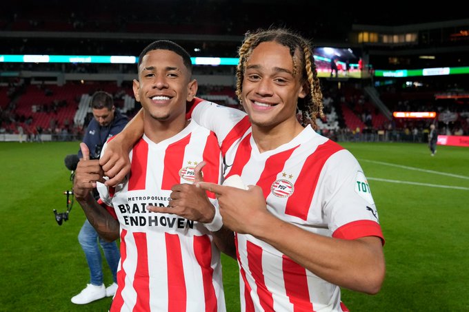 FabrizioRomano's tweet photo. Savinho has scored his 2nd goal for PSV Eindhoven and Man City are very happy with his development. He's on loan to Dutch club as City Group invested €6.5m plus €6m add-ons to sign him. 🇧🇷 #MCFC

Born in 2004, Savinho is highly rated and part of City future plans. https://t.co/2fpiZVc1r9