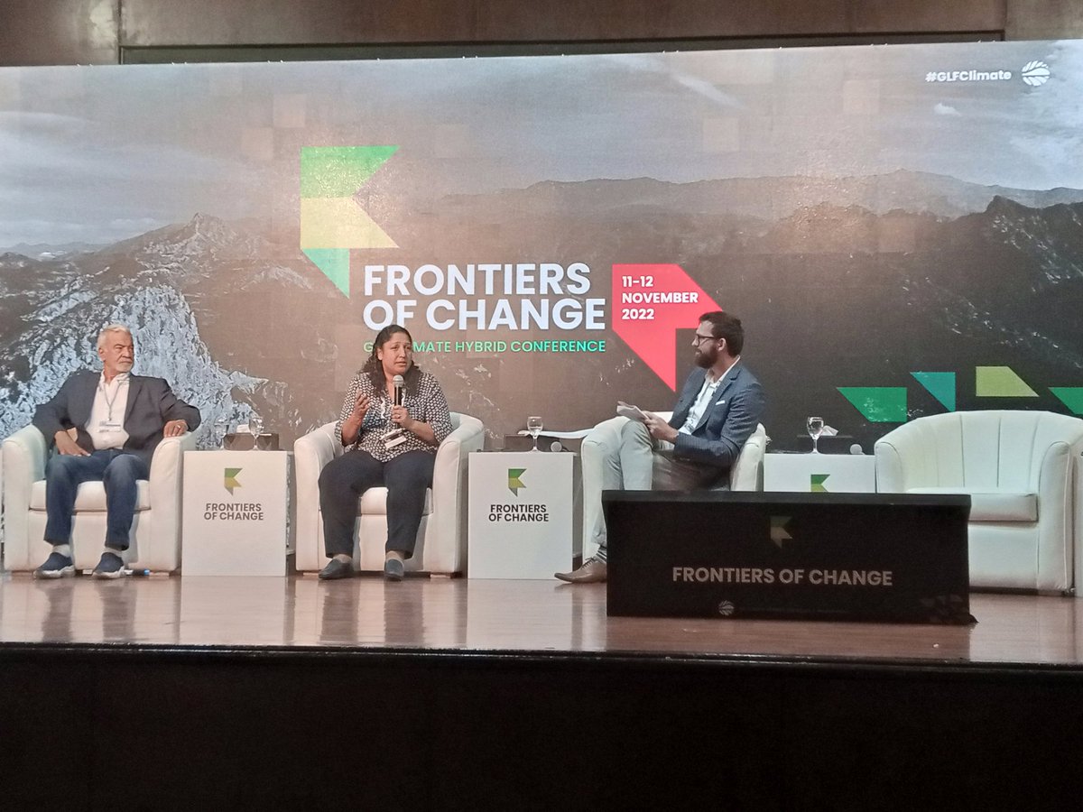 rachadsanoussi's tweet photo. Le #GLFClimate, c'est aussi des partagés d'expériences entre acteurs du Nord et du Sud, c'est aussi du #resautage. Ça continue aujourd'hui, rejoignez nous. Ensemble, nous pouvons mieux restaurer nos #écosystèmes et lutter contre les #ChangementsClimatiques 

#ThinkLandscape https://t.co/4DAVc0tybY