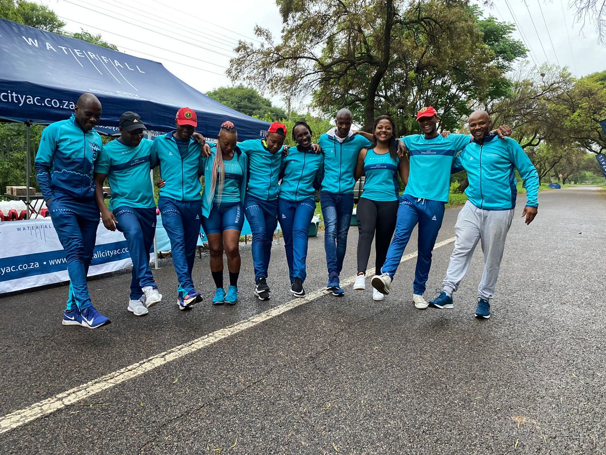 KK_tso_'s tweet photo. The blue carpet is ready here in Pretoria https://t.co/Nrk43ZH51y