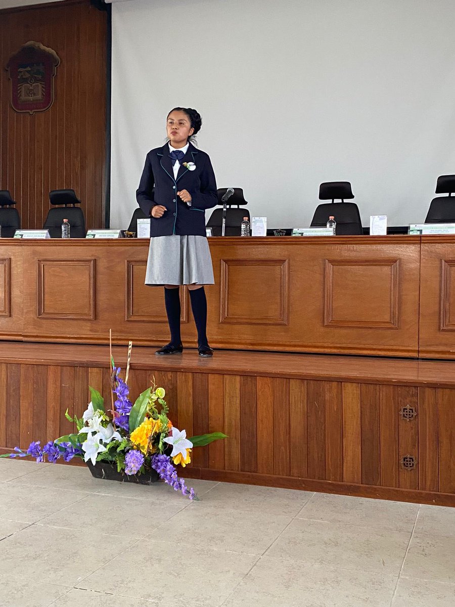 Zona11TBC's tweet photo. La Zona Escolar TBC11, felicita a la alumna, Jemima Reyes Flores alumna  del TBC 113, San Antonio Bonixi, por haber obtenido el 1er.Lugar en el Concurso de Oratoria. “Los jóvenes las voces del presente”en su etapa de zona. #OrgulloTBC @IsraelJeroL @HectorUlisesCG1 @VeronicaRB04 https://t.co/mlbls7c9GO