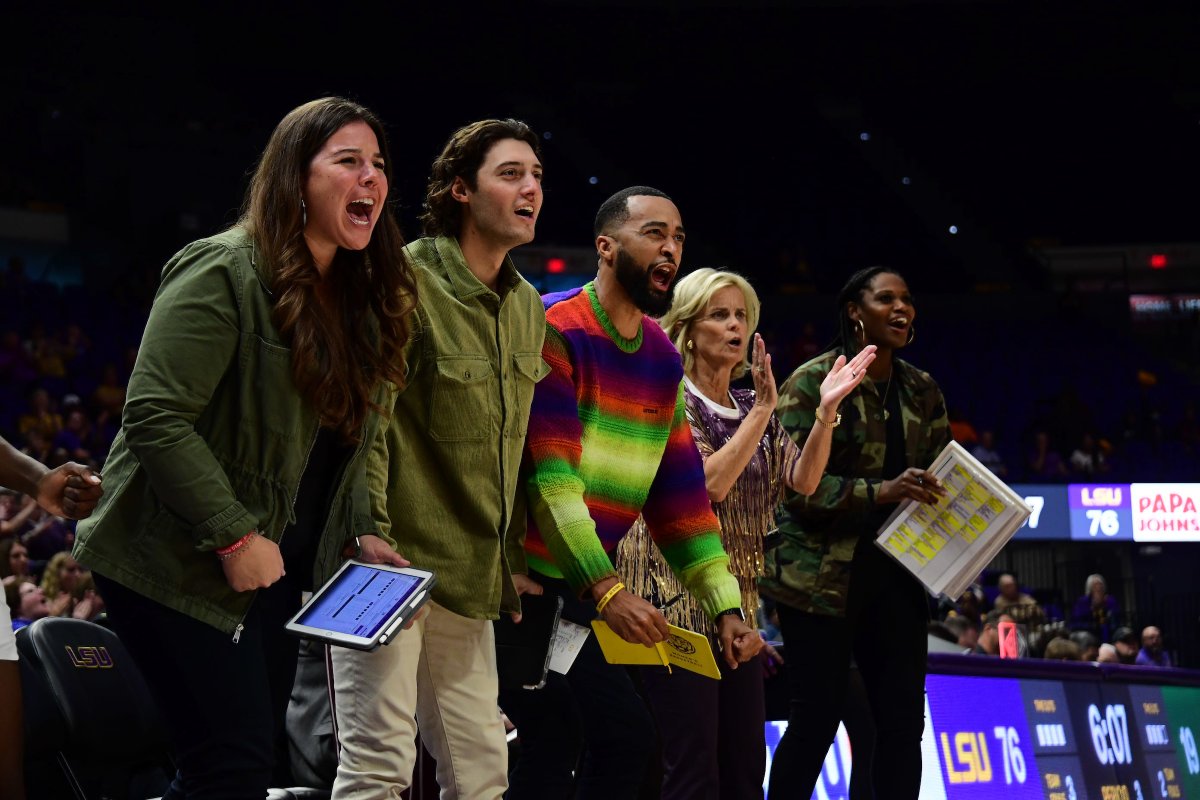 LSUwbkb's tweet photo. Happy 11/11

The Tigers scored 111 points tonight 🥳 https://t.co/V42tNirgFr