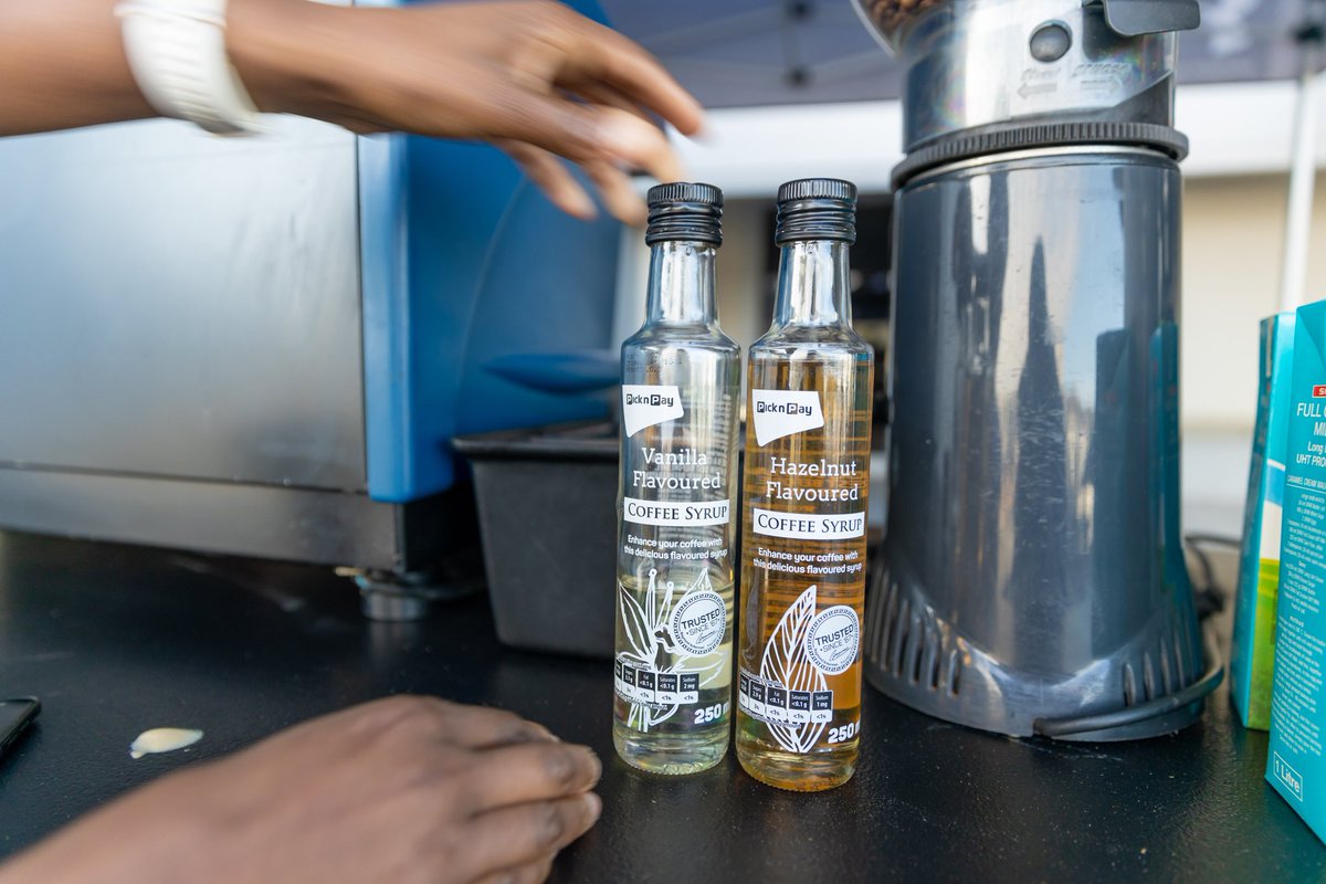 TheCoffeeSpot3's tweet photo. @TheCoffeeSpot3 Team is at @MallOfAfricaSA 📍 this morning for the @underarmourza squad event☕️ Do drop by, have a cup of coffee ☕️ and tag us!📱
#GoodVibesOnly https://t.co/6IWLSdtASS