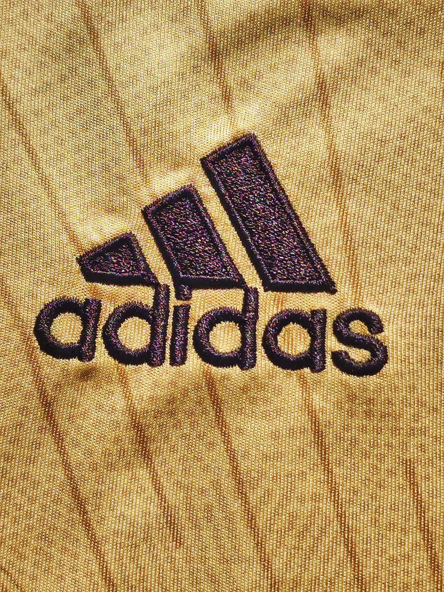 Dhem_boost's tweet photo. #KitTheDay 👉🏼 @Atletico 22-23 3rd Kit by @adidasbrasil; bought from @futfanatics; thank you for the discount code @phildelves
#AtléticoMineiro | #AdidasBrasil | #FutFanatics | #VamoGalo | #GaloDeOuro | #SeleçãoDoPovo | #GaloNaVeia | #DiaDeGalo | #AdidasFootball | #BadgePorn https://t.co/GECPKwTWPg