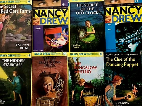 Devi_HQ's tweet photo. #SaturdayTimeMachine
This rainy weather is making me very nostalgic
Perfect weather for reading + my primary school faves where #NancyDrew + #HardyBoys
Even with a small budget, Mr RS Govender made sure our library at #StAnnesPrimary #Umzinto was stocked.
Your favourites? https://t.co/nLa8bPWo5M