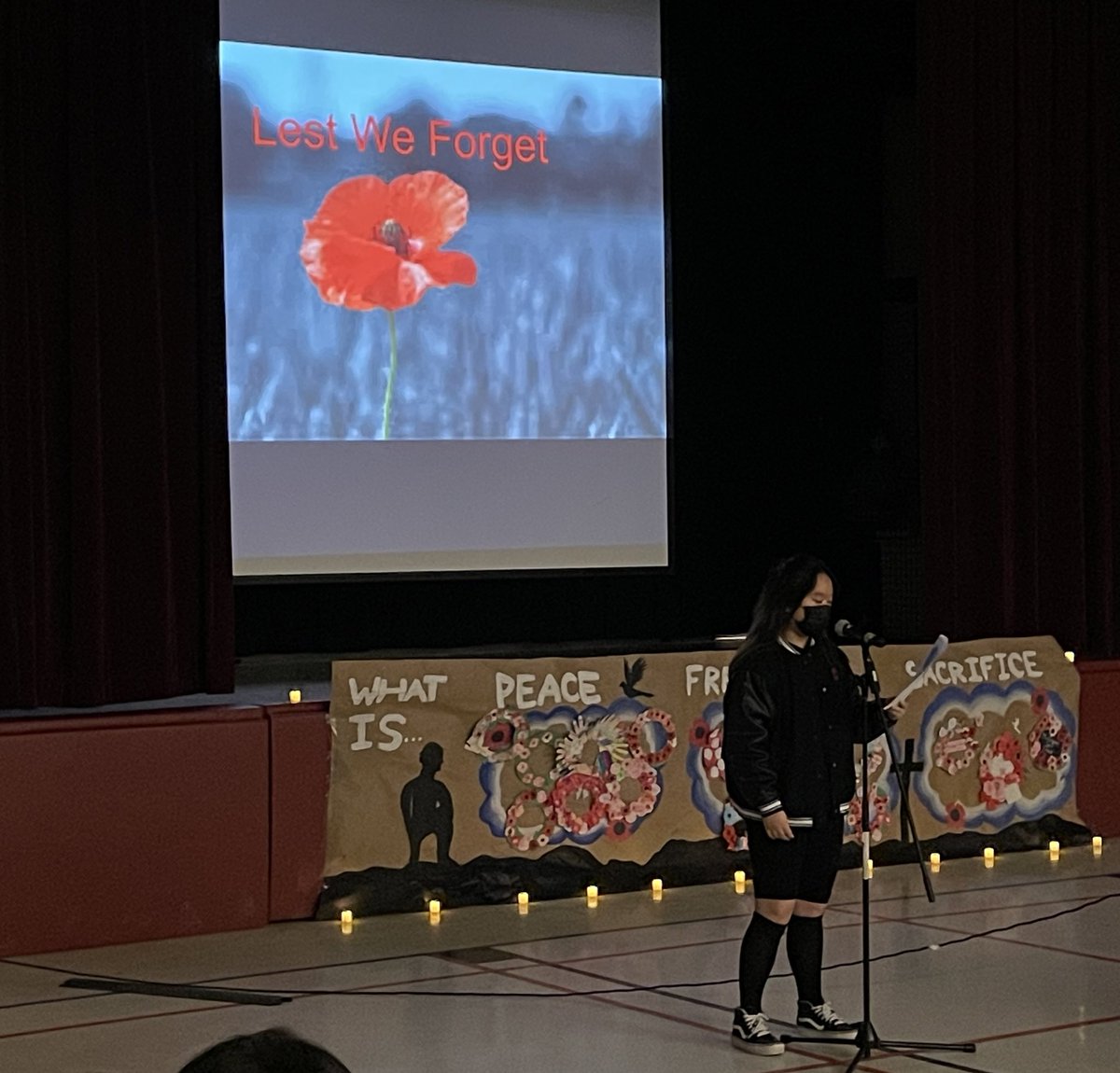 henderson_ave's tweet photo. #RemembranceDay assembly purely student led- so meaningful. @YRDSB https://t.co/bL0h6CSwLe