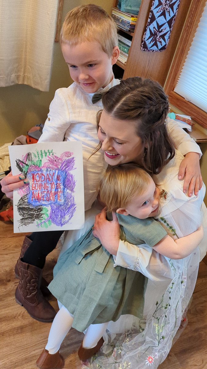ChelseyDC's tweet photo. Best sister. Best auntie.
♥️♥️♥️
#DanAndLynz1111 https://t.co/Ggi1NxigE9
