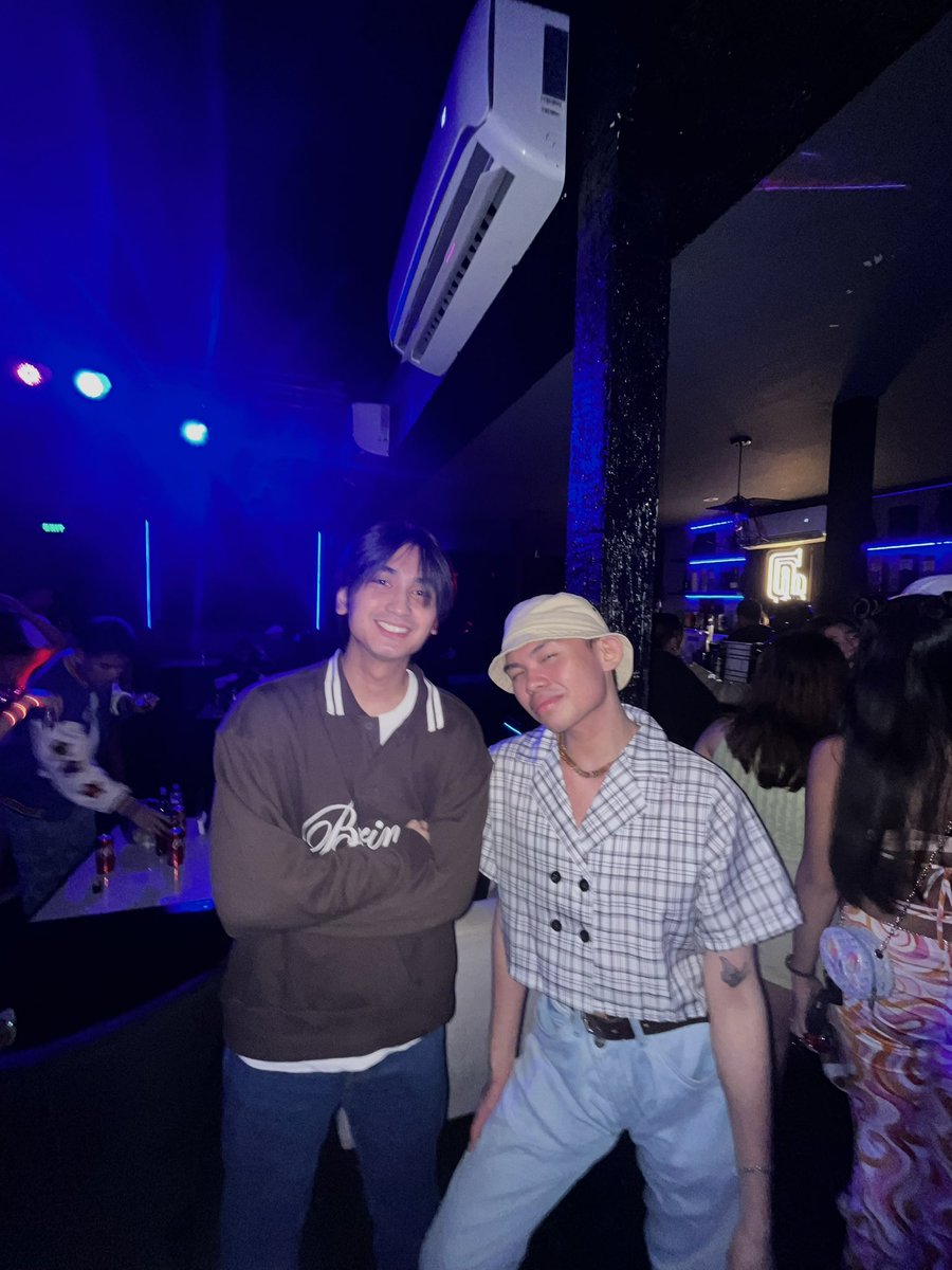 mark geronimo tweet media