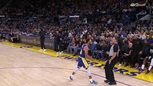 kendup1's tweet image. That’s the same missed and 1 that Steph got a tech for against Sacramento, actually worse, Steph doesn’t get the call, but gets his 3rd foul for lesser contact?🤷🏾‍♂️#inconsistentrefs #stephgetsnorespect