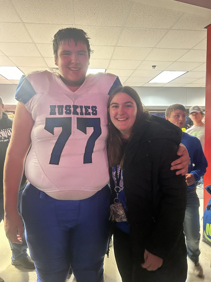 KastningNora's tweet photo. Congrats on winning the 11B State Championship @EpjFootball!! I couldn’t be more proud of you @KastningPatrick! There’s no better way to end your senior year! 💙 https://t.co/JizLM39nFO