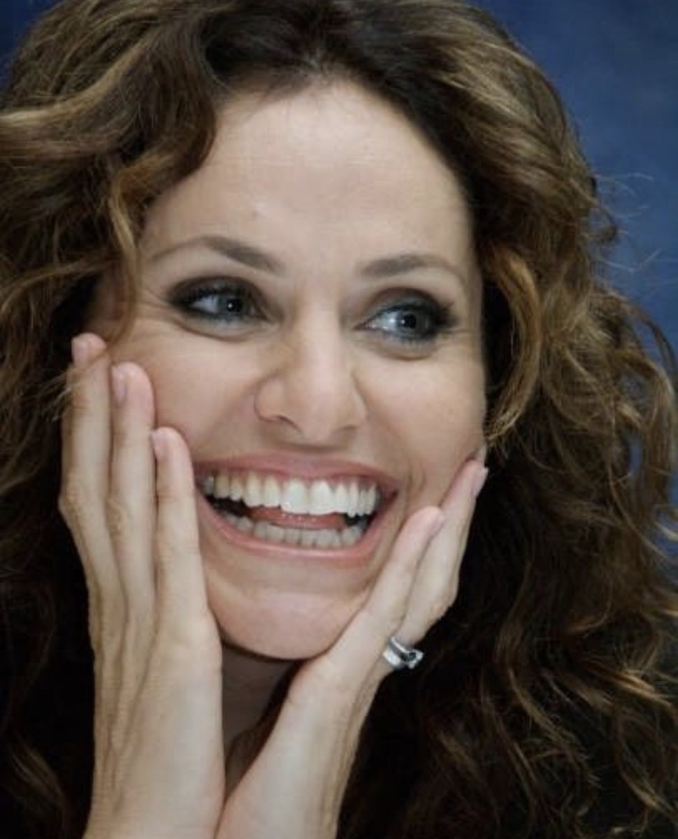 Amy Brenneman Amybrenneman Twitter Amy Brenneman Amybrenneman Twitter