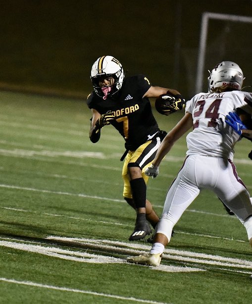 CoachRoleyEdu's tweet photo. Men are judged on how they face adversity. This young man has weathered storms and continues to rise to the top. Great athlete…Better person. Extremely proud. DB Nation! “Koo-Koo” @MaxberryKenyun #YouChoose
📷 @BlackandGoldDa1 https://t.co/7k61heQWOo
