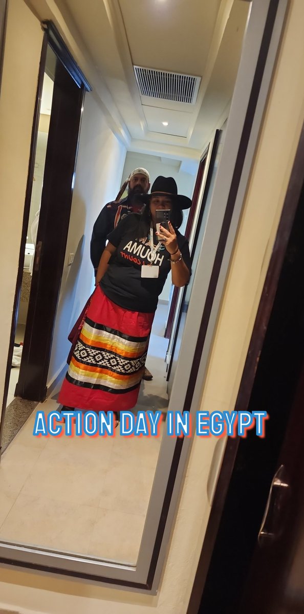 bmbilliot's tweet photo. #COP27 ...definitely overwhelming at first. Had to do a little wardrobe change and warrior up to take on day 2. #WeChooseNow #GlobalClimateReparations https://t.co/SVwRYSCkZy