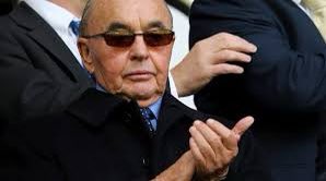 Interesting he lives in Albany Resorts, owned by the Tavistock Group (that name again..). Tavistock of course owned by Joe Lewis, Soros’ right hand man in currency trading. Evokes Resorts International type weirdness.