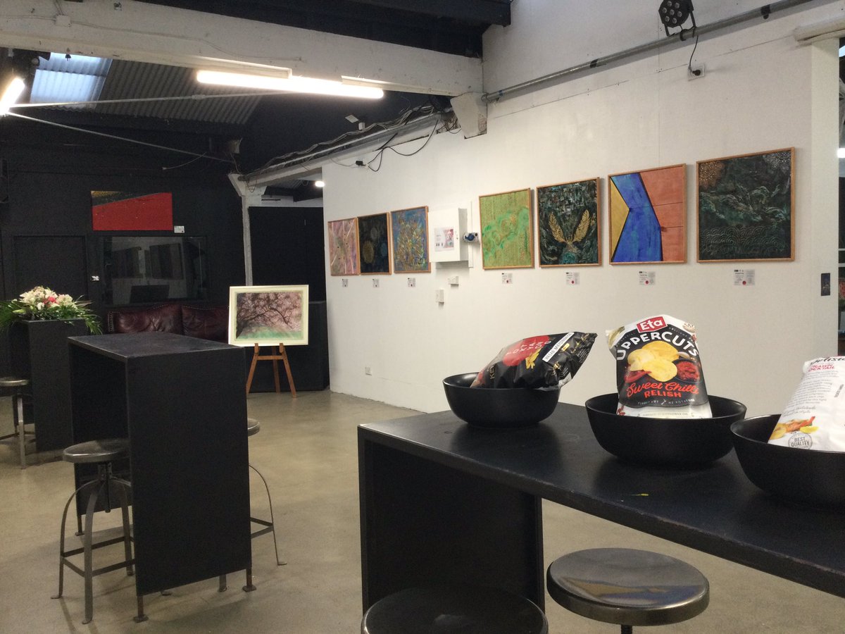WorldPeaceHaNa's tweet photo. https://t.co/4oQbZEuArO
The exhibition continues at the XCHC until November 16th. We decided that next year we would double the number of artists from minority cultures .I can't wait to see how big the exhibition will be next year.   😃🌎#Christchurch https://t.co/k93yyT7Fqt