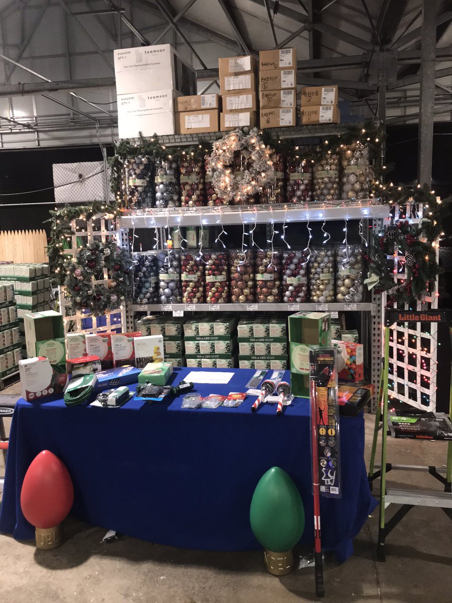 2252 is ready for tomorrow’s exterior light workshop…<a href="/WileyLorena/">lorena wiley</a> <a href="/DamonBennettR7/">DBennett</a> <a href="/of_2252/">Lowes of Stroudsburg Pa 2252</a> <a href="/2252Lowes/">Lowe’s 2252</a>