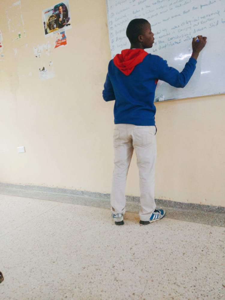 NsingwireG's tweet photo. J wish success to all KIU WESTERN CAMPUS, EDUCATION STUDENTS, STARTING THEIR EXAMS ON MONDAY.....GOD BE WITH US.. https://t.co/catNQJIe7Q