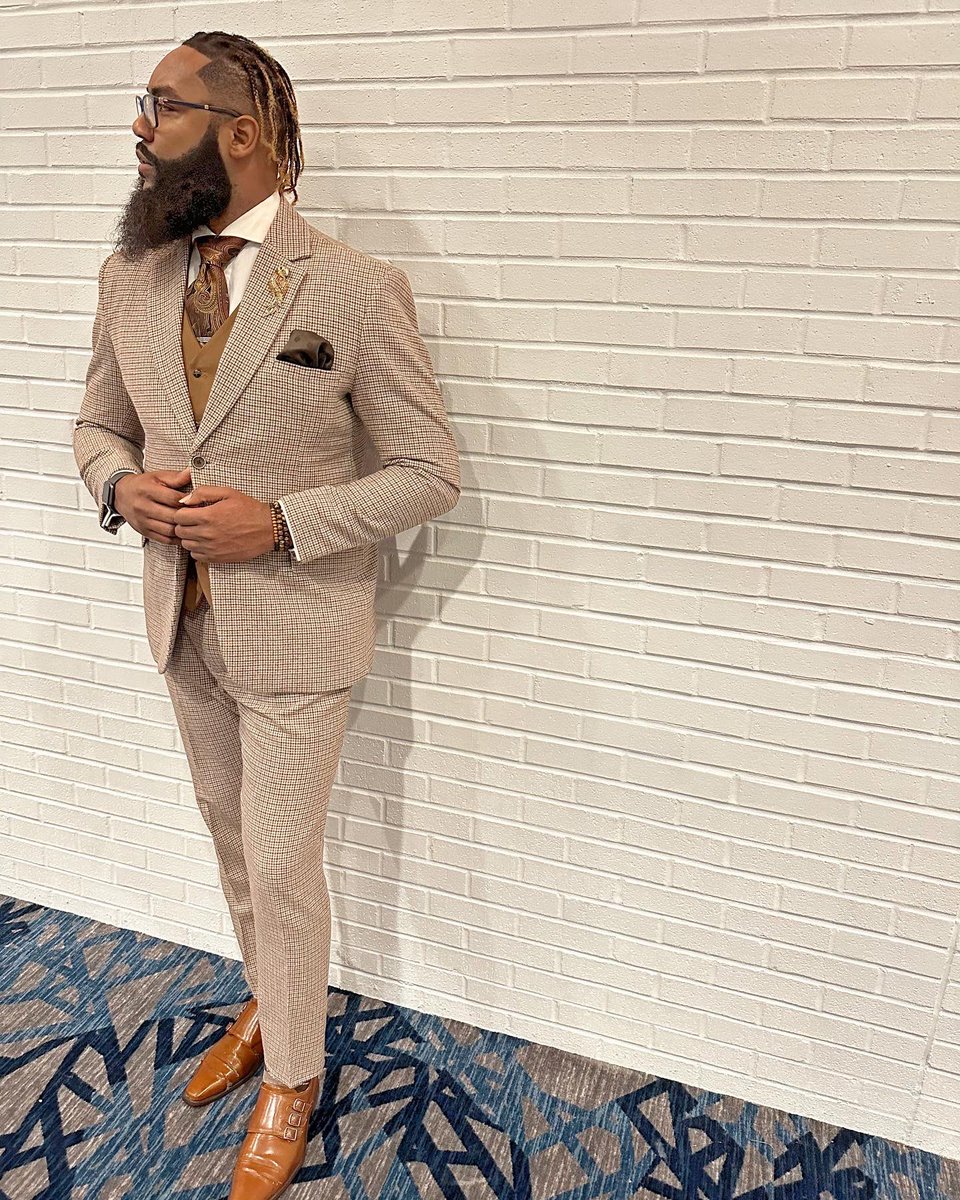 itsjh21_'s tweet photo. Good Friday Night Garment for a Good Friday Night Service
#HolyConvocation2022
#COGIC https://t.co/ogUpJo3rAD