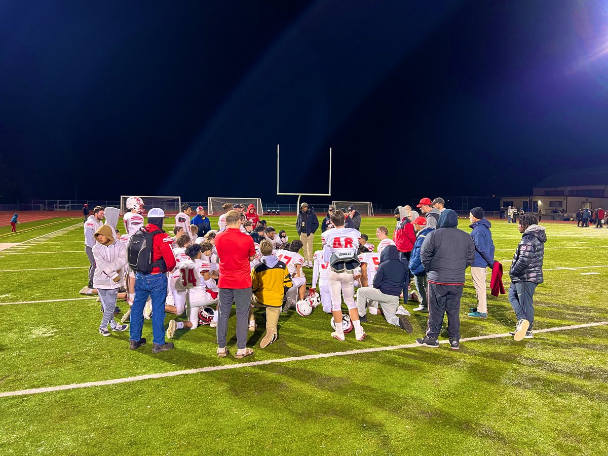 FINAL

San Rafael 42 - 49 Analy

Charlie Grant, Sr.
242 Pass Yds 
10 Car | 60yds | 3 TDs

Brendan Davidson, Sr.
9 Rec | 132yds

O’Marion Beard, Sr.
3 Rec | 97yds | 1 TD

Alex Fernandez, Sr.
12 Car | 67yds | 1 TD

<a href="/marinij_sports/">Marin IJ Sports</a> <a href="/IRossMIJ/">Ian Ross</a> <a href="/westcoastpreps_/">West Coast Preps</a>