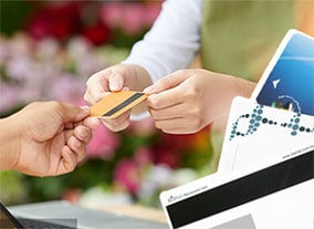 SmartrfidTech's tweet image. Need smart cards? We've got you covered with our complete range of products. Whether it be for the U.S, UK, or even EU worldwide! Visit bit.ly/3zkJ5jo to buy #customrfidcard