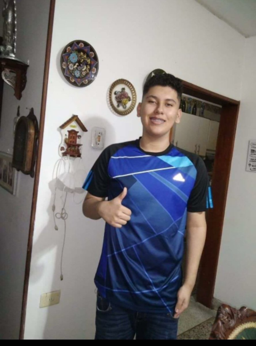 PenezSarsfield's tweet photo. #tbt
Cuando me afeite mi primera vez
Como quede???? porfis opinen https://t.co/04WPGjINm1