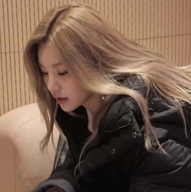 yehyundaily's tweet photo. https://t.co/ujCsuMd8ty