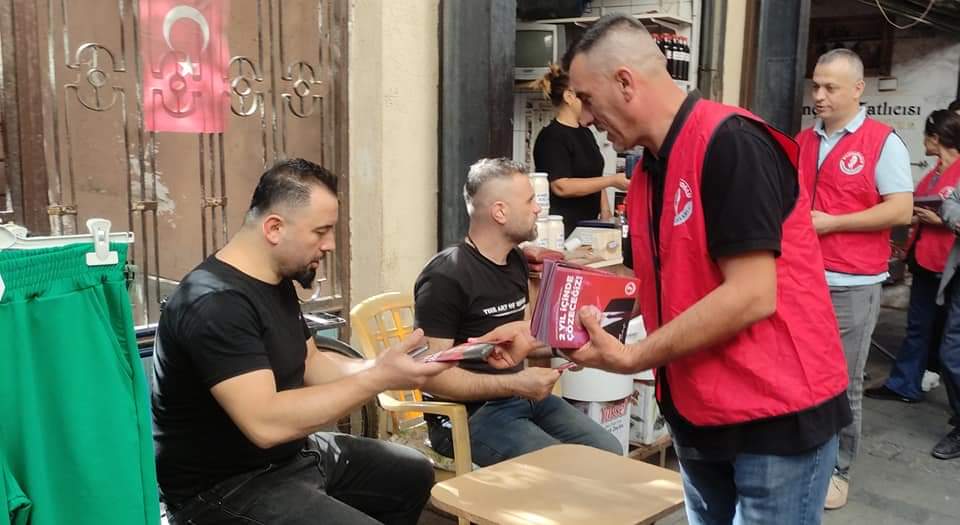 Hatay'da liderimiz Kılıçdaroğlu'nun sığınmacı politikasını tek tek anlatıyoruz.

Hataylı yurttaşlarımız müsterih olsun, #KılıçdaroğluÇözecek