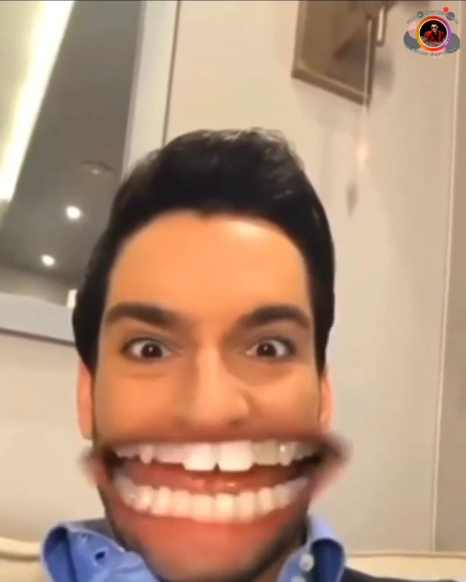 #Tomember 
Day 12
#TomEllis #humor
Here's a small example of Tom's humor (which you certainly all already know) ⬇️