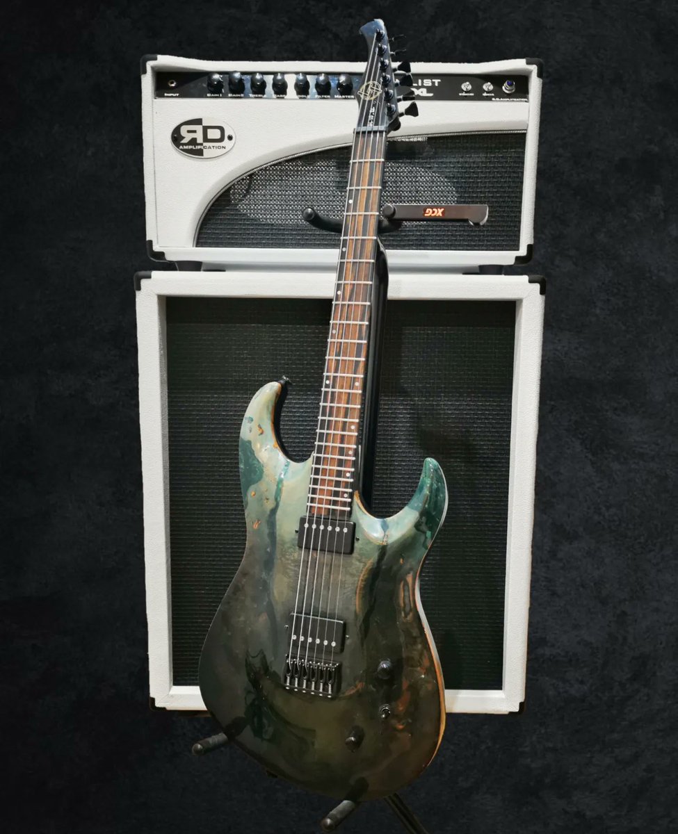 LT Custom Guitars tweet media