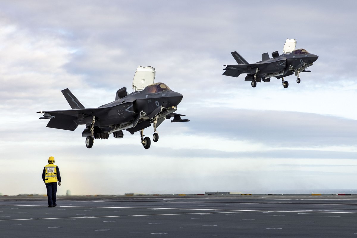 UK Carrier Strike Group tweet media