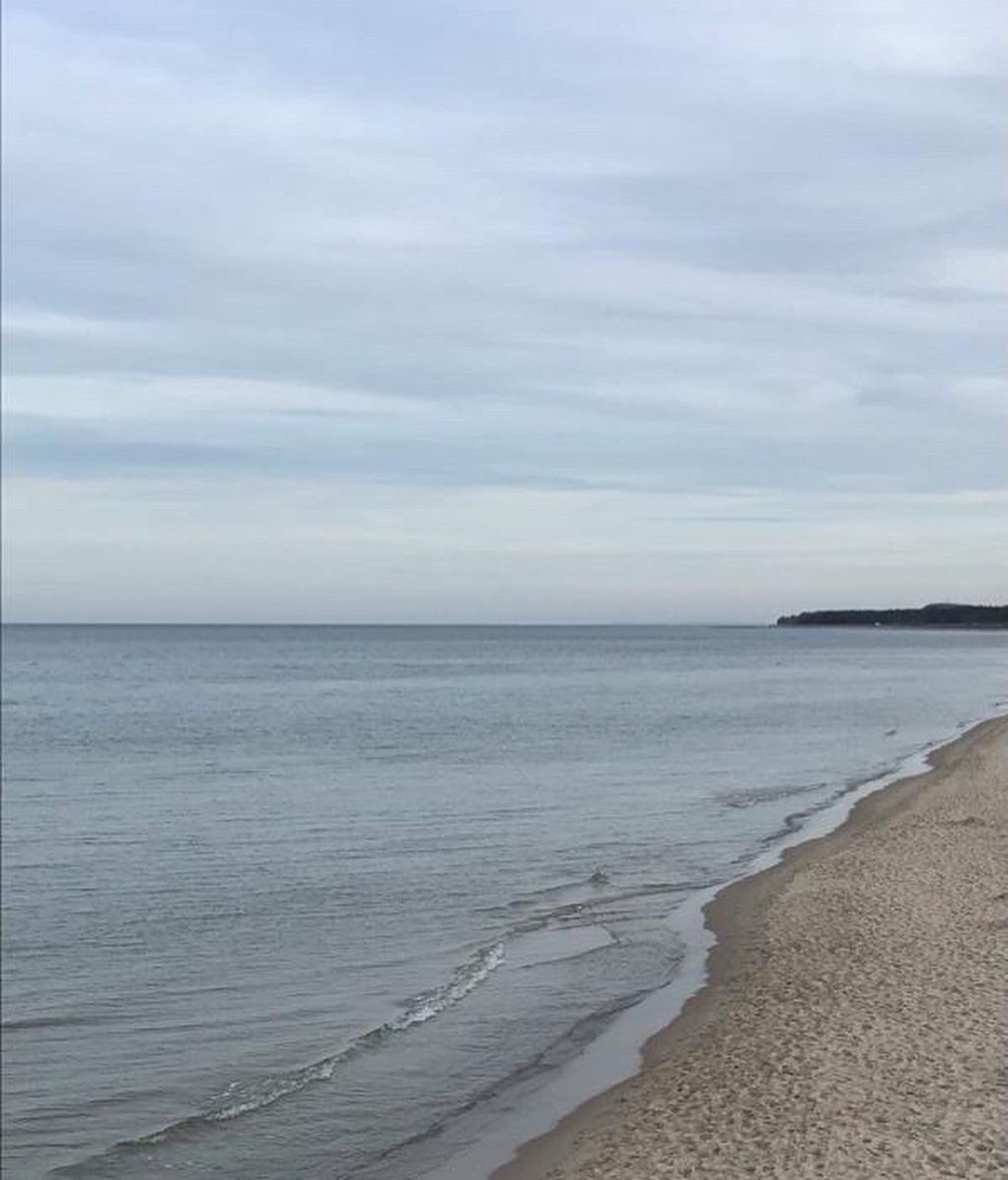 utapippig's tweet image. Autumn🌊at the Baltic Sea...long hikes and runs, colors and light changing. Beautiful #offseason. 

Happy greetings to you!
Herbst auf #Usedom mit langen Wanderungen und Läufchen. Ich sende Euch liebe Ostseegrüße!🏃🏻‍♀️📷😘

#running #hiking #balticsea #happyweekend #takethemagicstep