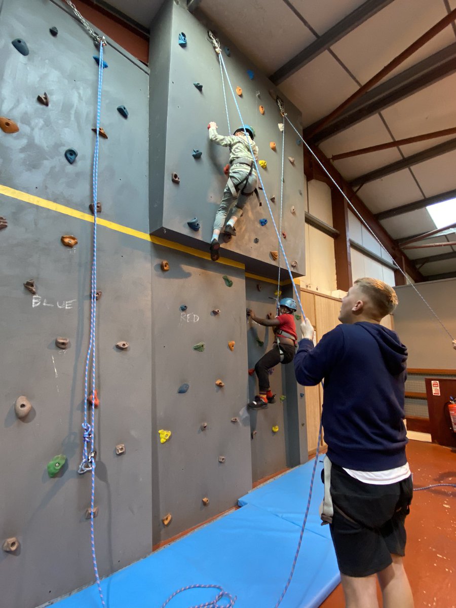 59ManchesterBB's tweet photo. We’re starting strong this morning after a lovely cooked breakfast we are now on archery, climbing and tunnelling #boysbrigade #lifetothefull #faithinyoungpeople #climbingwall #archery #tunnelling https://t.co/DBbeD7yZXK