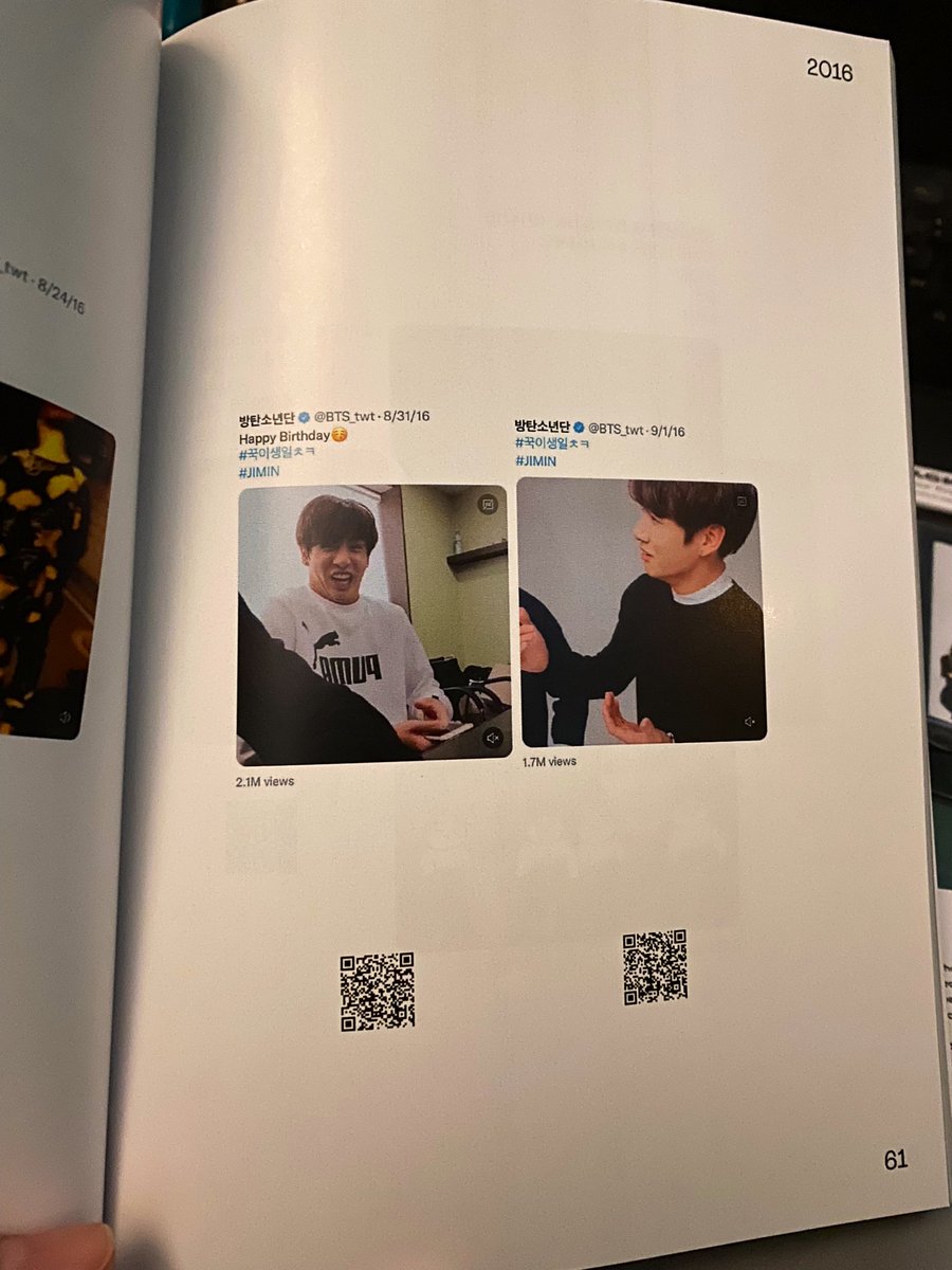jkjmcart's tweet photo. it’s here 🥹 it’s so pretty!!! thank you @minijagicart and @chaekookhaul! the quality of the freebies too >>
#minijagicartproofs
#ck_feedback https://t.co/Y8rlUw5yIt