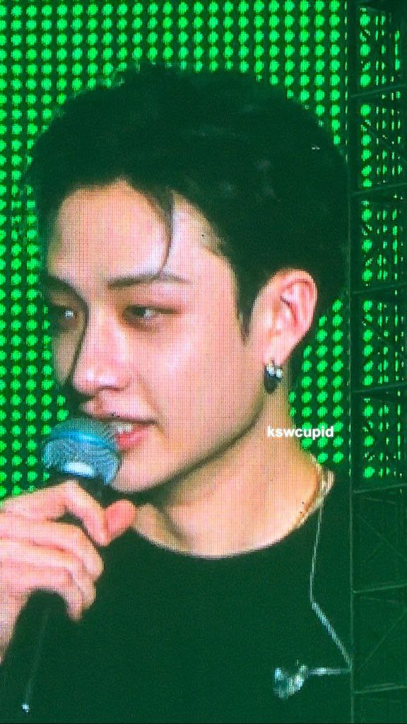 kkotsooya17's tweet photo. ya Allah bangchan 😭😭
#MANIACinJKT 
#ManiacinJakarta https://t.co/saWEvlnBcc