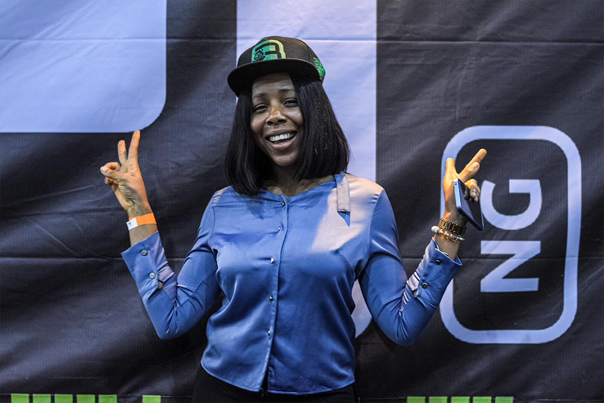 0xRenon's tweet photo. Glad to have the founders of @raknida_ visit the BO booth, super delighted to have you folks @Soulher_na & @Dahby_Okole around
#WebThreeBuzz #Buzz #NFTNG #bionics https://t.co/9pQYADsrAT