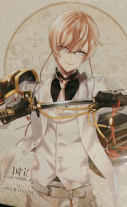 ポストカードくらいにしとこうかなと思ってたしまあポストカードは買ったんだけど……つい、ついね、ポスターも買っちゃった…… 