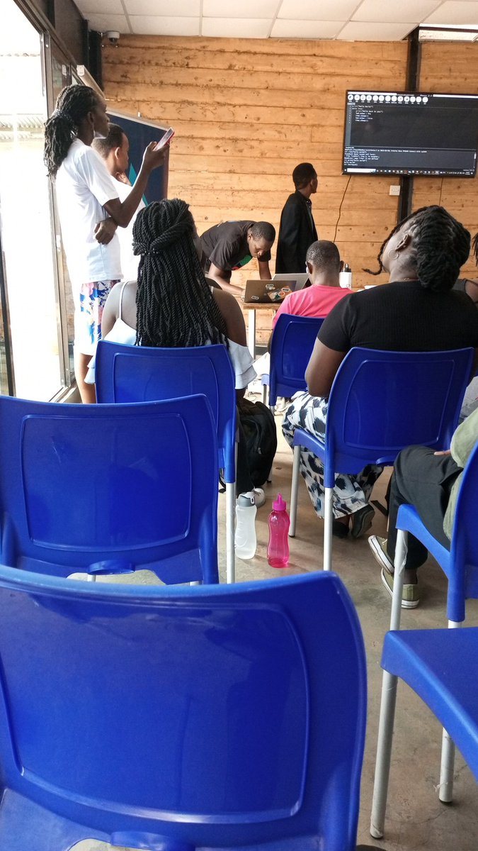 Lucy1light's tweet photo. What an interesting topic 📝
Internet of Everything..... 💯
#armEngage #BuildonArm #ELCKenya
#ELCKisumu thanks to the mentors @brendamboya ,@Kai_mwanyumba,@Ngesa254,@Miss_ayam,@robert_thas https://t.co/e6C4wW00DQ