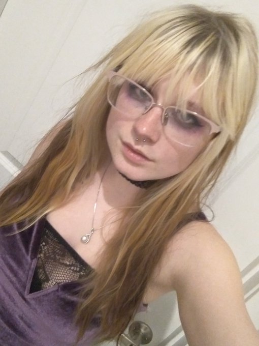 It's my birthday here soon, yay! https://t.co/DLFaRQKnBu