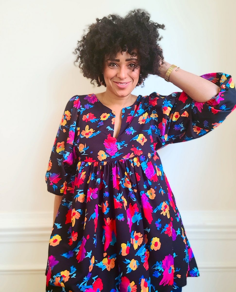 MinervaFabrics's tweet photo. For today's #KitOfTheWeek we're putting the gorgeous @LibertyFabrics Esther Tunic Top in the spotlight in this pretty John Kaldor Hermione Crepe - as sewn by @keechiibstyle
Pick up the kit at https://t.co/Hr9MSuBdiQ
#EstherTunic #LibertyBlouse #PinaforeDress #SewingKit #Sew https://t.co/xcsnluiPou