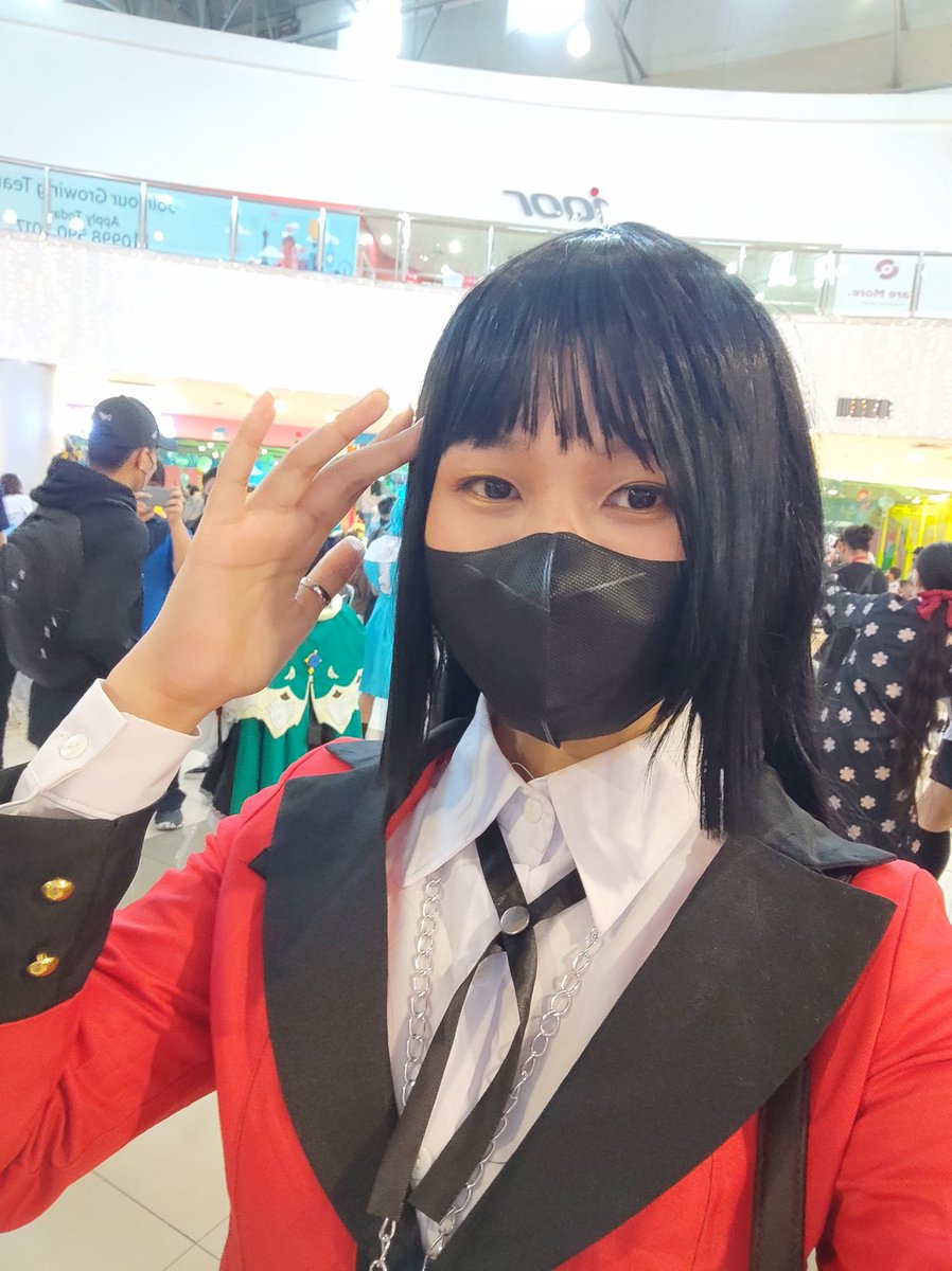 eurekatsuki's tweet photo. forda gala ang ferson #cosplayreconnect https://t.co/Jn4Hqo2XxO