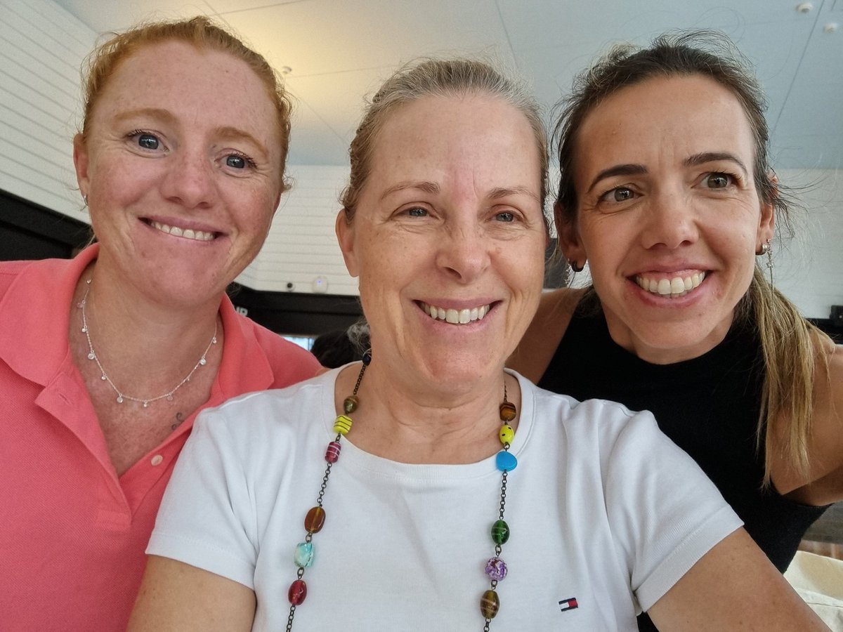 Belinda Beck (@belindarbeck) on Twitter photo VIBMOR breakup lunch with my bonehead gals. Thanks <a href="/Amy_T_Harding/">Amy T Harding</a> & Rossana Nogueira for their efforts on this trial. Can't wait to get my hands on the data. Being strong and staying blind! 😇 Watch this space re vibration and BMD. #WBV VIBMOR breakup lunch with my bonehead gals. Thanks <a href="/Amy_T_Harding/">Amy T Harding</a> & Rossana Nogueira for their efforts on this trial. Can't wait to get my hands on the data. Being strong and staying blind! 😇 Watch this space re vibration and BMD. #WBV