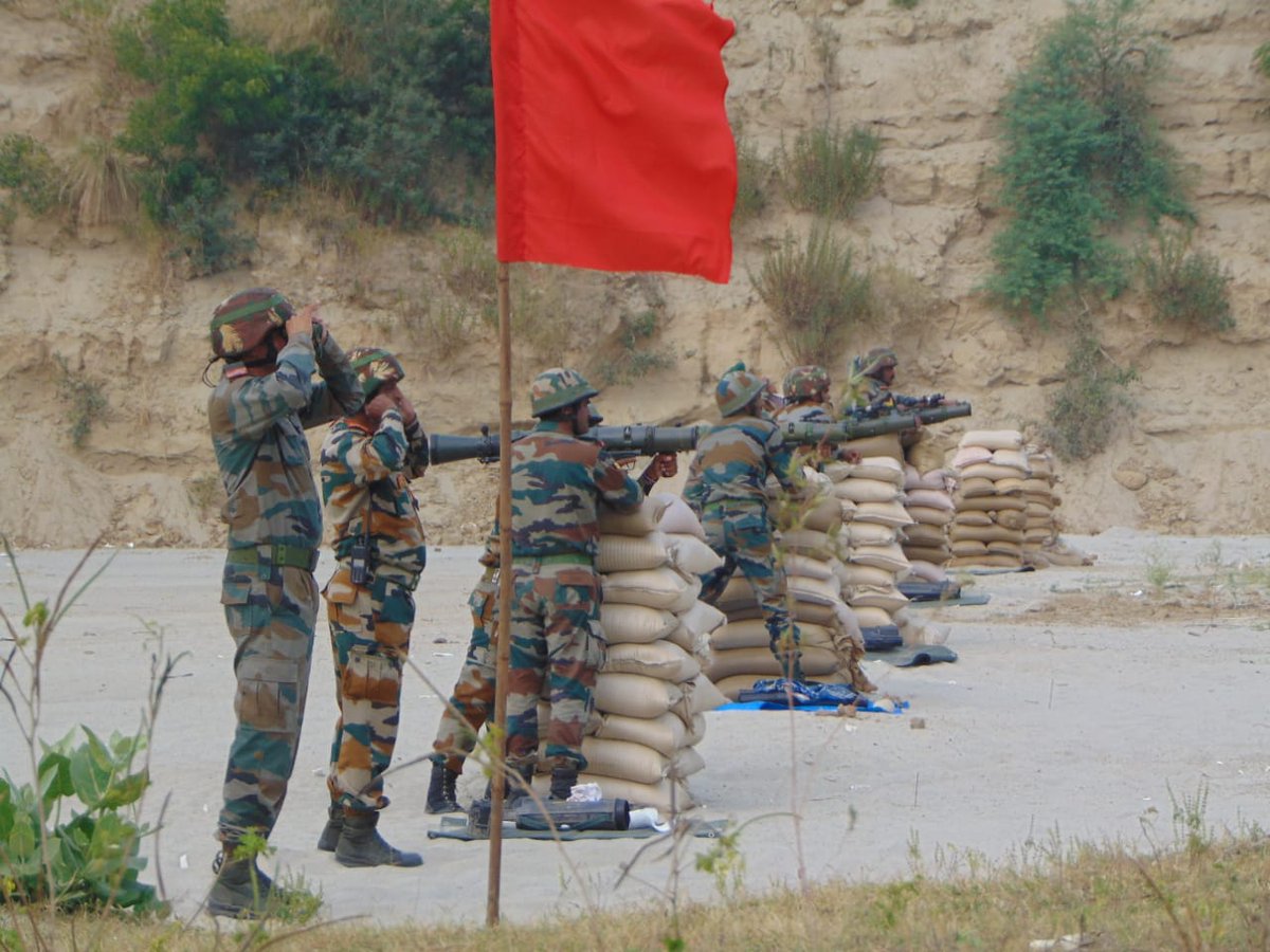 pro_defence's tweet photo. Vajra Corps #Defenders of Punjab #Panther Division #Siramani Brig joint weapon training #Annual firing camp of Inf support weapons #First hand exposure of fire power capability and battle simulation #Strong and Capable #Indian Army
@Indian Army
@Spokesperson MoD
@adgpi https://t.co/3JVvfdB8Wo