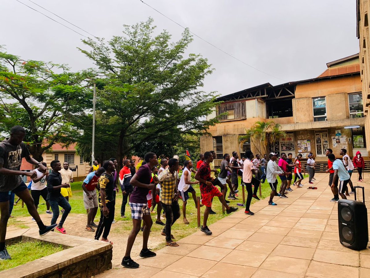 MitchellHallMAK's tweet photo. This morning, the Mitchellex ( Mitchell and Complex) Community had it's first aerobics session of the semester.  Thanks to all that showed up. We believe keeping in shape is one of the tenets of living a healthy lifestyle.
#Mitchellex 
#MakAt100 https://t.co/nudAPJHFP7