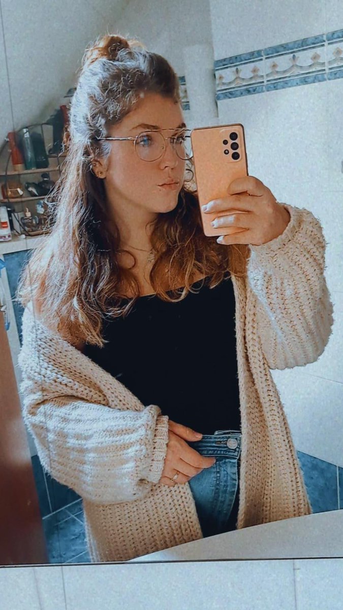 Kwassert's tweet photo. Ghello 😙🤎
#GoodMorningTwitterWorld #TwitchStreamers #TwitchAffliate #streamergirl #cuties https://t.co/grBQv6KmI9