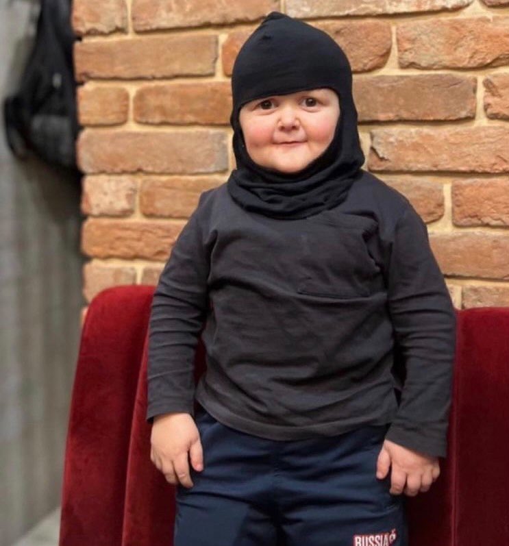 Hoodville tweet media