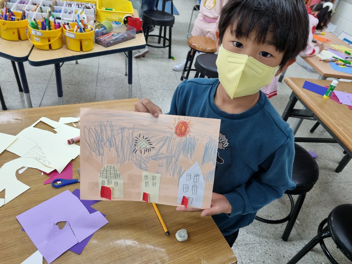 SchultzSimona's tweet photo. I love how my 1st Graders were engaged in cutting carefully and glueing when creating their artwork.  “painting with scissors”(Matisse). Collage. Shapes. Drawings. Understand empty and filled space. 
Reflecting together for constructive feedback helps us to improve. @ISBLearning https://t.co/vlf8060rG4