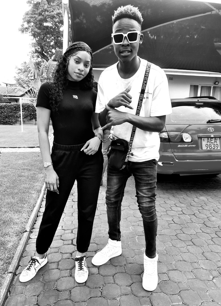 From the list which one is your favourite song from <a href="/shashl/">shashl</a>

1) Milli
2) Ghettoo Buddies
3) In my heart ft Enzo
4) Dhidhidhi
5) Kakuzvida ft Holyten 
6) Manyepo
7) Tsamba ft Jah Master
8) Usanetsekane ft Gemma