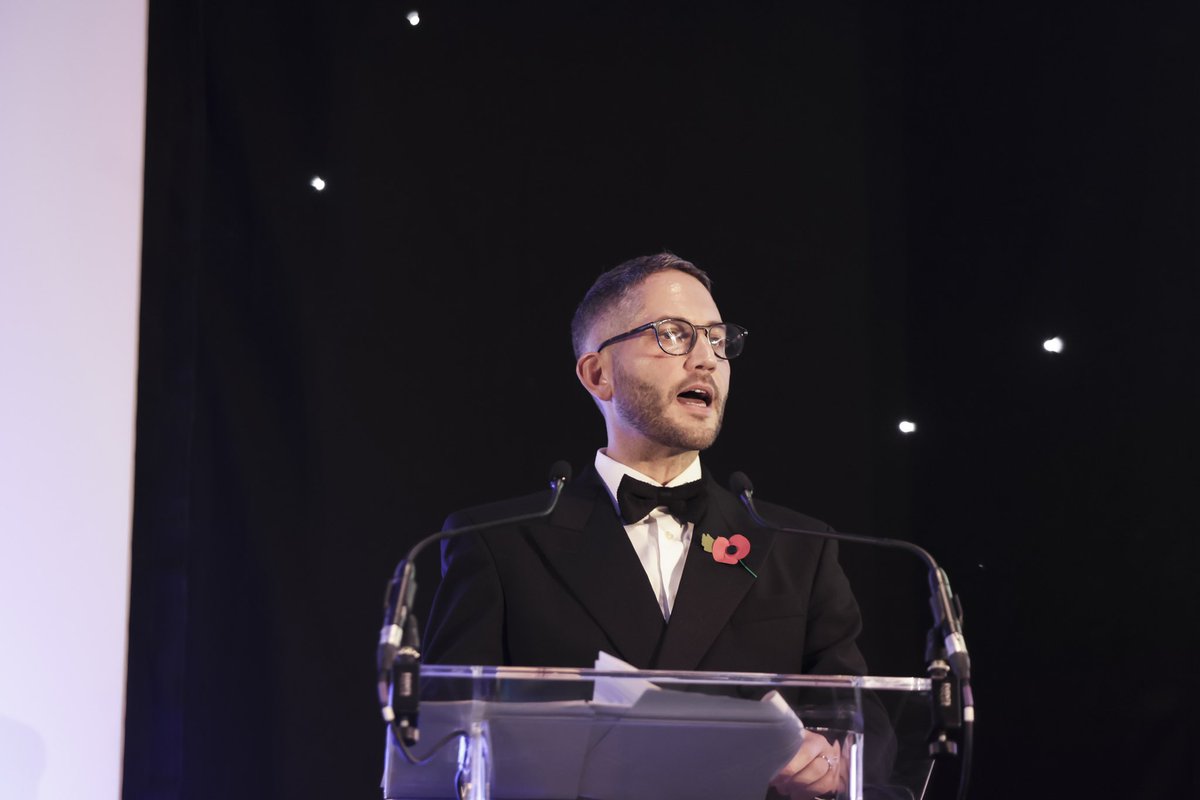 My first - and only - time hosting an awards show, but worth every second for the stellar stars of ✨#CroydonStars22✨
bit.ly/3GauZVY